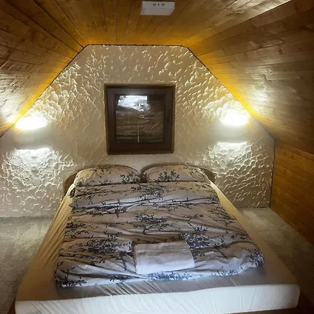 Vikendica Eden * Tuzla