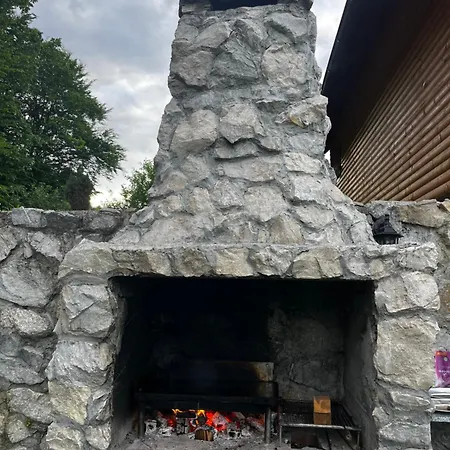 Vikendica Eden Villa