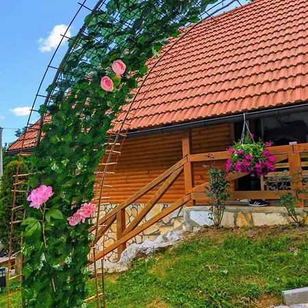 Vikendica Eden *